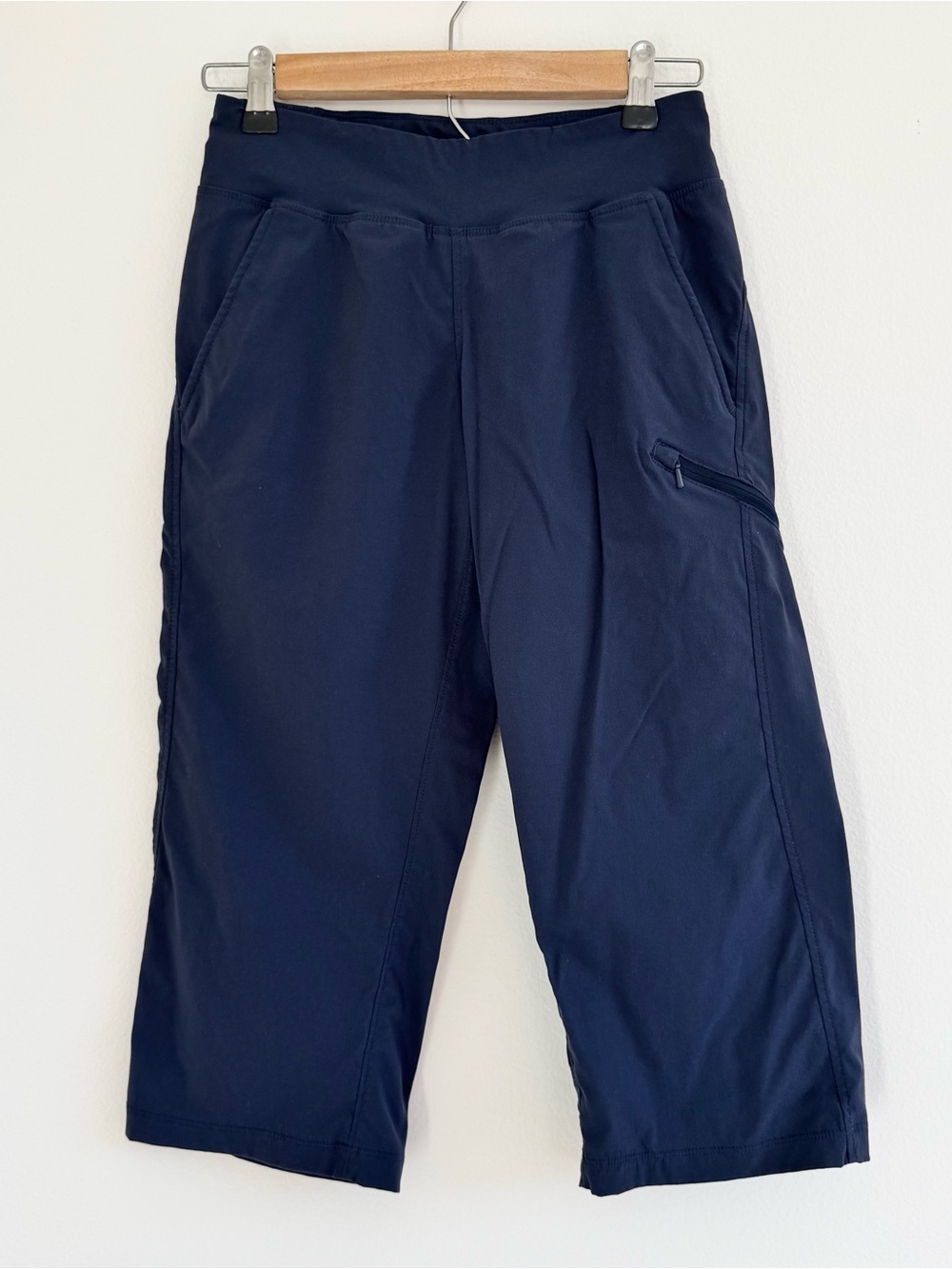 Mountain Hardwear Dynama Capri Pants